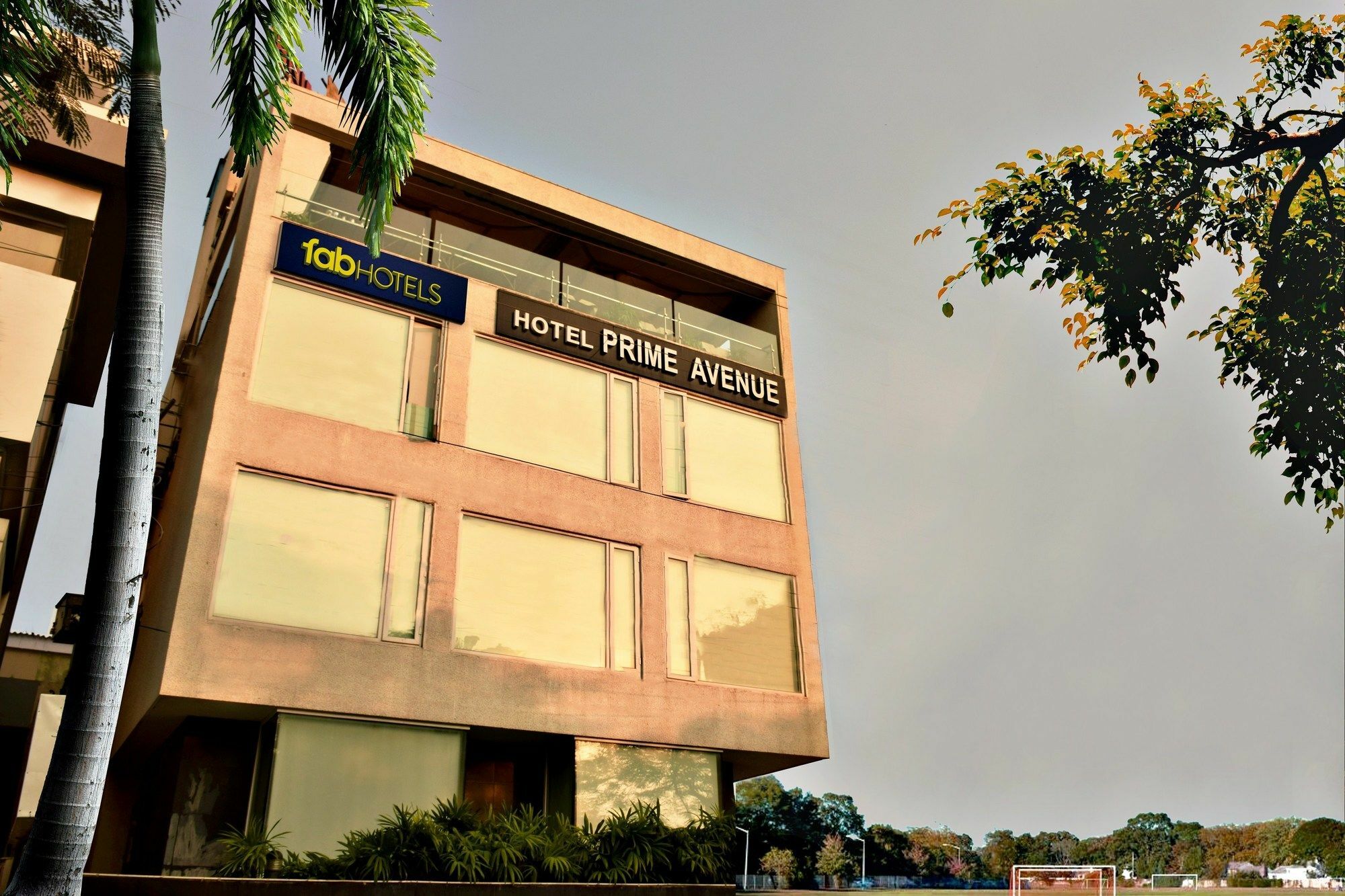 Fabhotel Prime Avenue Индор Екстериор снимка